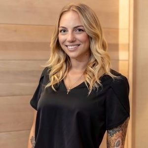 Meet your Posher, Ciara